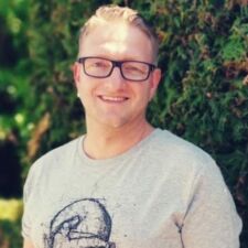 DJ Tom by Trusted DJ DJ Tom - 90er Party Event DJ & Hochzeits DJ